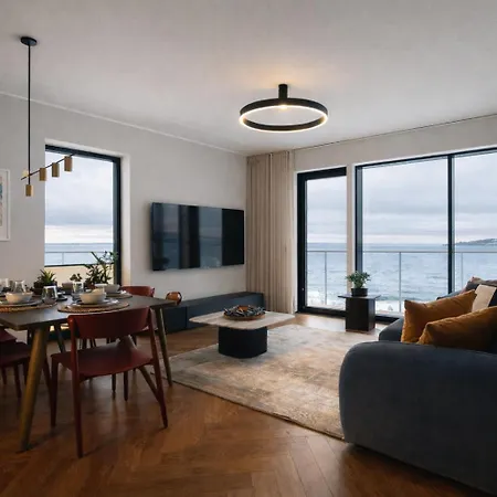 Waterfront Luxury With Sauna Terrace And Parking Appartement *